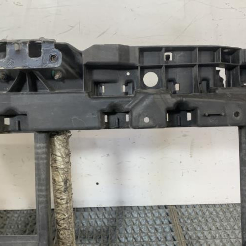 Face avant PEUGEOT 208 1 Photo n°3