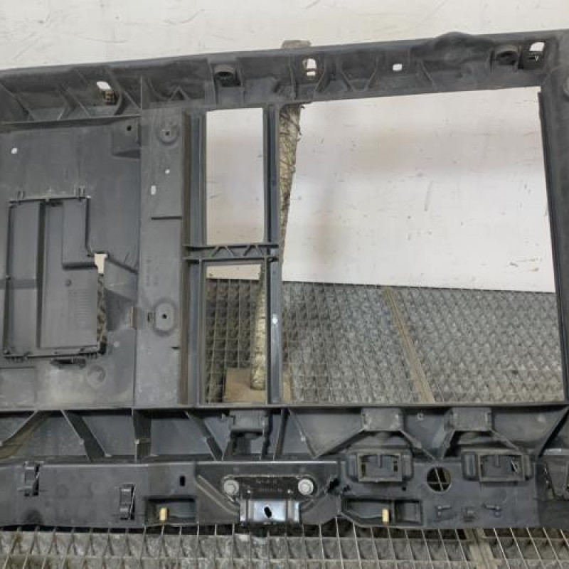 Face avant PEUGEOT 208 1 Photo n°6