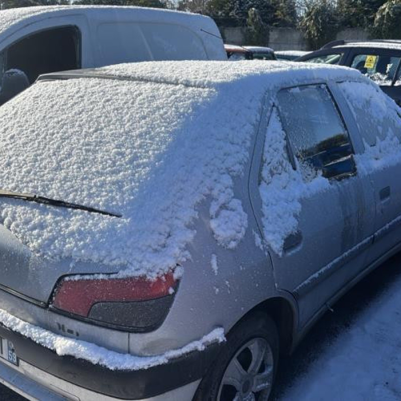 Bras essuie glace arriere PEUGEOT 306 Photo n°9