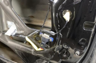 Porte avant droit SUZUKI BALENO 2