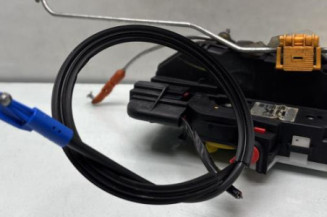 Serrure avant gauche OPEL ZAFIRA TOURER C