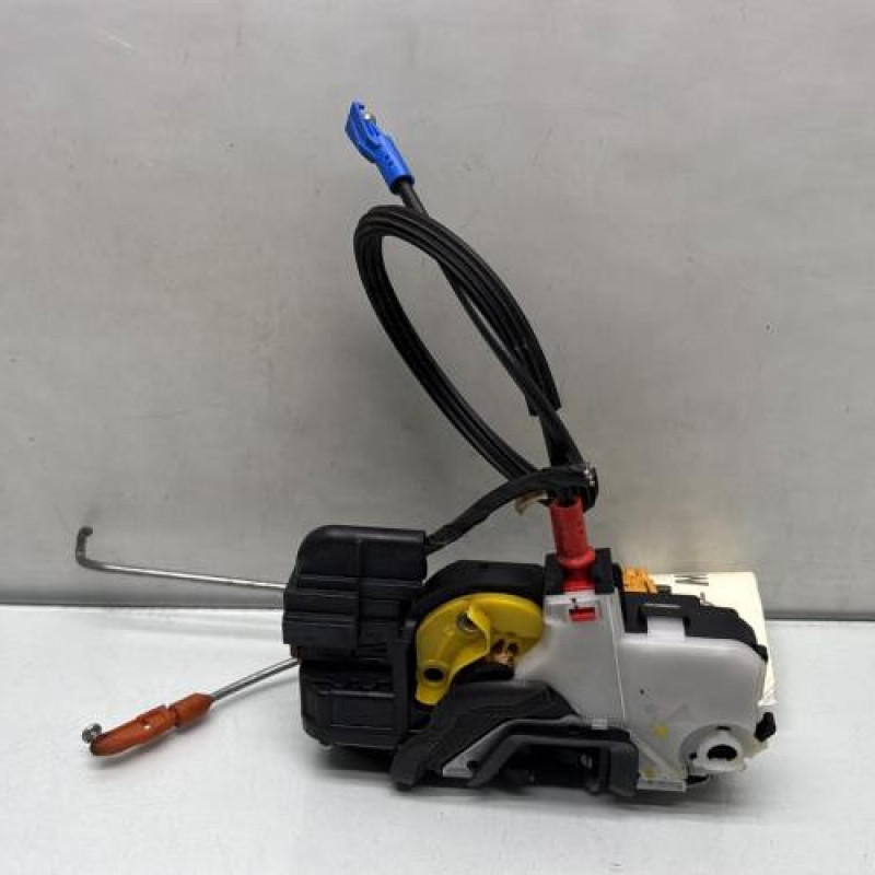 Serrure avant gauche OPEL ZAFIRA TOURER C Photo n°3