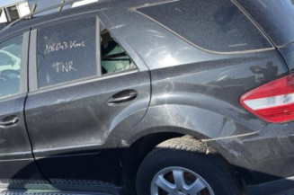 Custode arriere droit (porte) MERCEDES CLASSE M 164