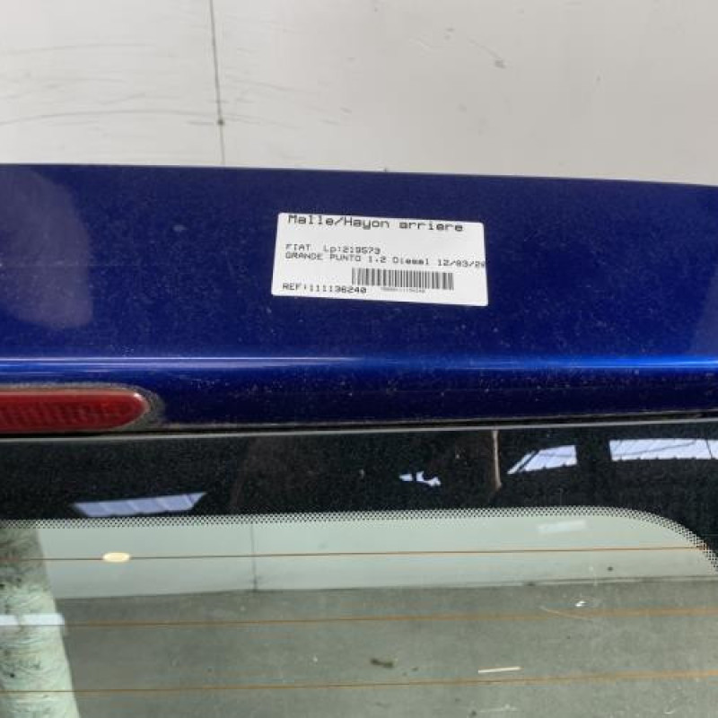 Malle/Hayon arriere FIAT GRANDE PUNTO Photo n°3