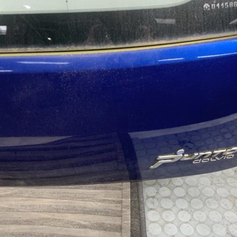 Malle/Hayon arriere FIAT GRANDE PUNTO Photo n°4