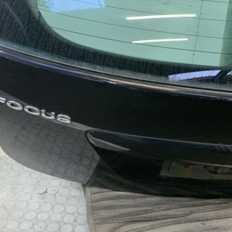 Malle/Hayon arriere FORD FOCUS 2 Photo n°6