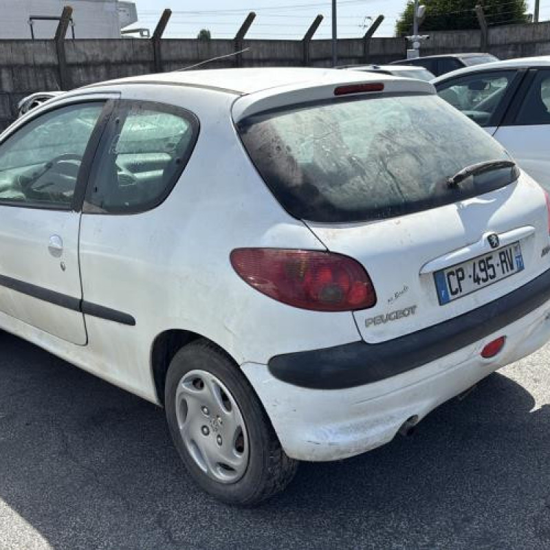 Baguette de coffre PEUGEOT 206 Photo n°8