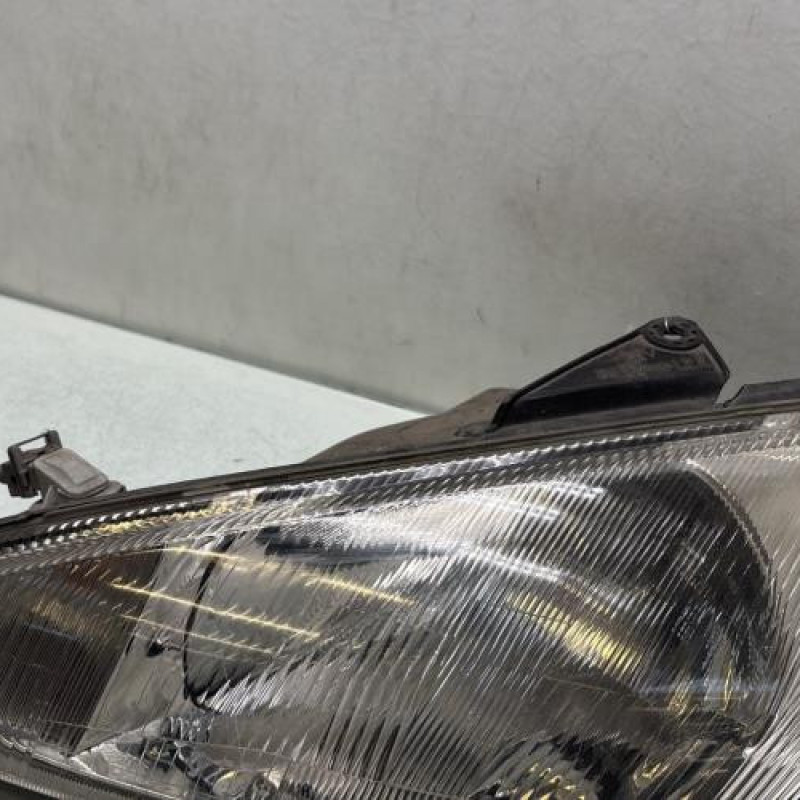 Optique avant principal gauche (feux)(phare) PEUGEOT 206 Photo n°2