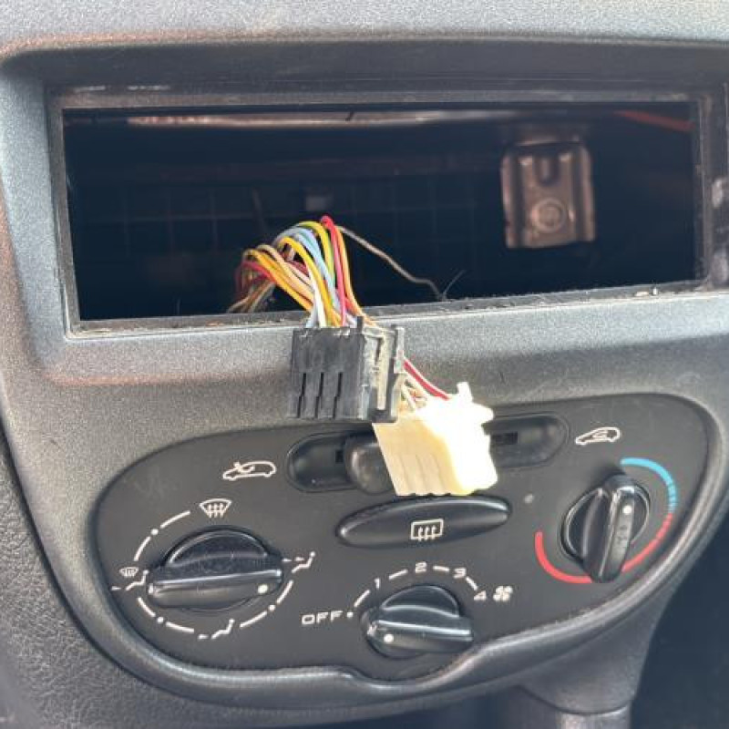 Optique avant principal gauche (feux)(phare) PEUGEOT 206 Photo n°20