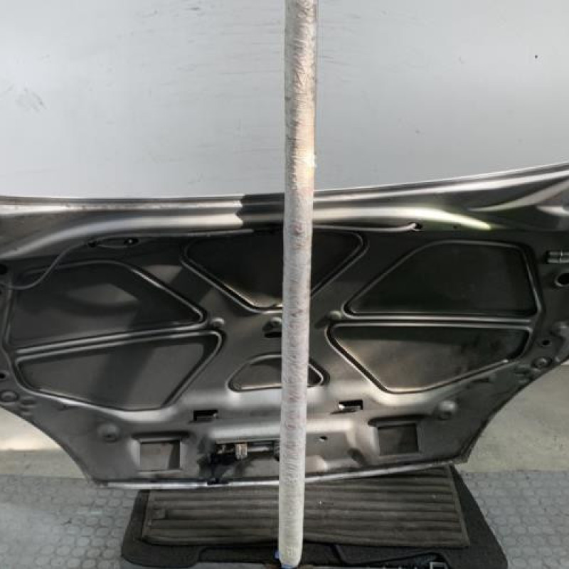 Capot RENAULT CLIO 2 CAMPUS Photo n°9