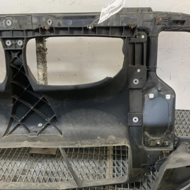 Face avant BMW SERIE 1 E87 Photo n°3