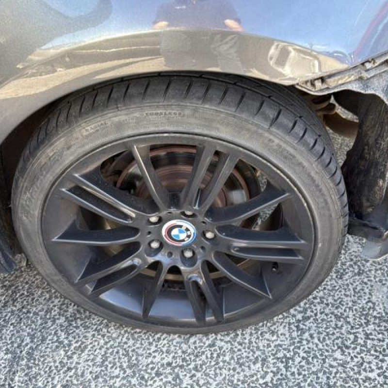 Plage arriere BMW SERIE 1 E87 Photo n°18