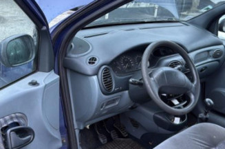 Moteur essuie glace avant RENAULT SCENIC 1