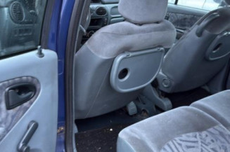 Moteur essuie glace avant RENAULT SCENIC 1