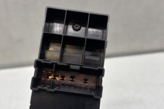 Interrupteur de leve vitre avant gauche NISSAN MICRA 5