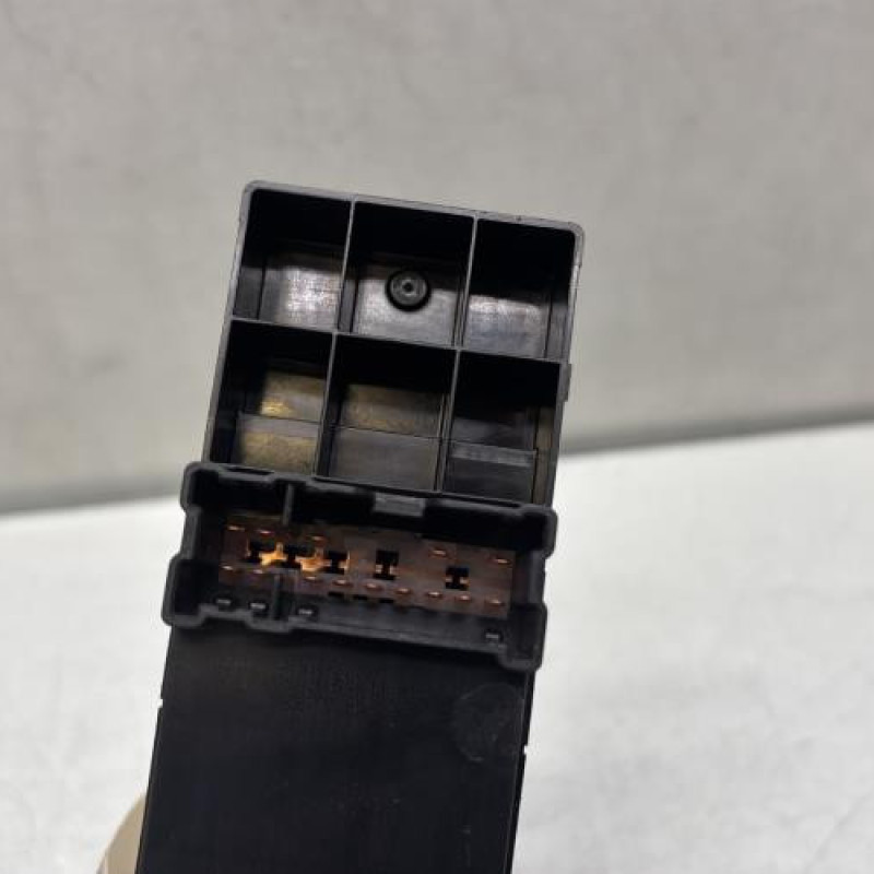 Interrupteur de leve vitre avant gauche NISSAN MICRA 5 Photo n°3