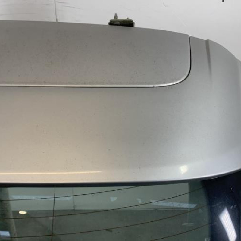 Malle/Hayon arriere FORD FOCUS 3 Photo n°4