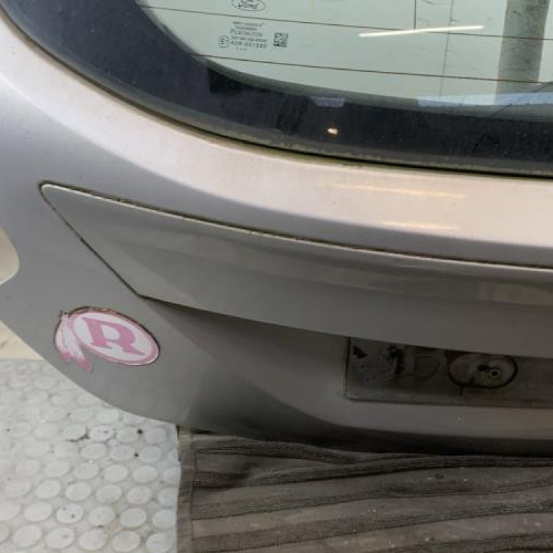 Malle/Hayon arriere FORD FOCUS 3 Photo n°7