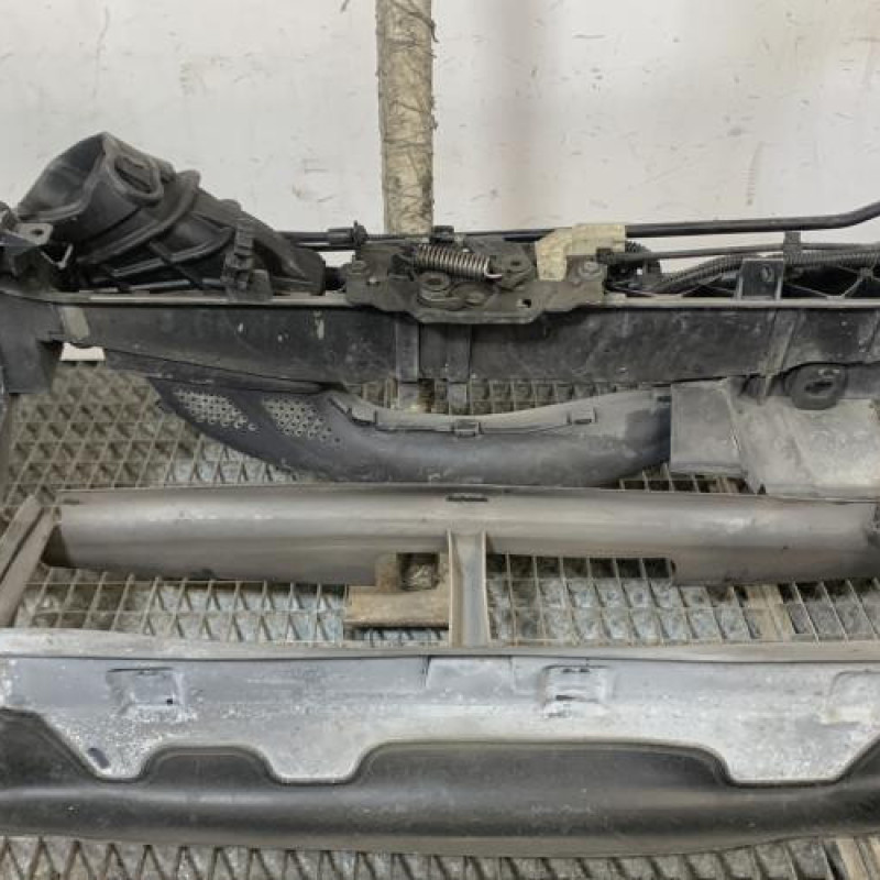 Face avant FORD FOCUS 3 Photo n°7