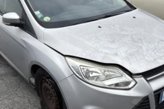 Feu arriere stop central FORD FOCUS 3