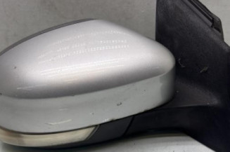 Retroviseur droit FORD FOCUS 3