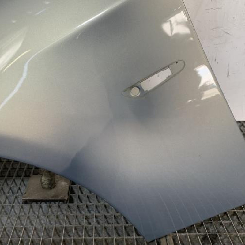 Aile avant gauche BMW SERIE 3 E90 Photo n°3