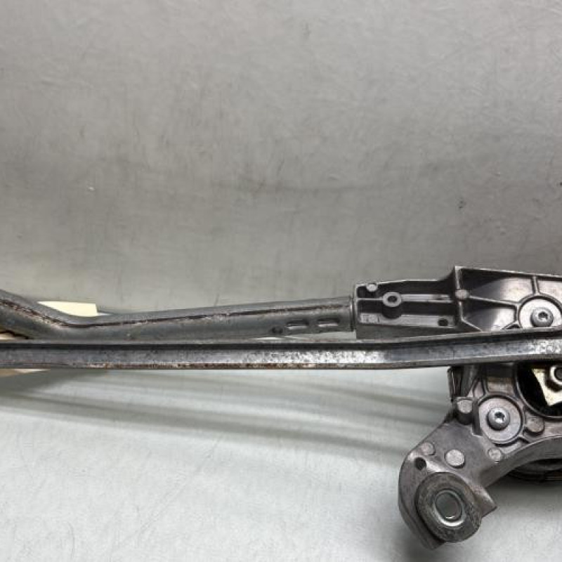 Moteur essuie glace avant MERCEDES CLASSE C 204 Photo n°6