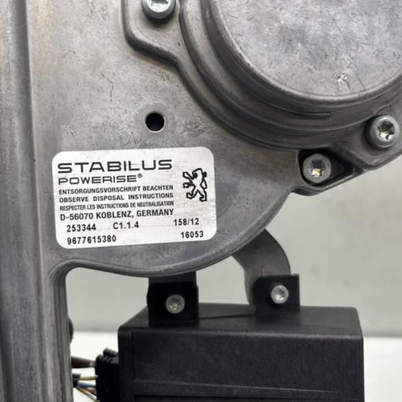 Moteur ouverture de Coffre/Malle/Hayon PEUGEOT 508 1 SW Photo n°2