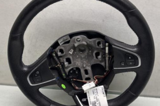 Volant RENAULT CLIO 4 Photo n°1