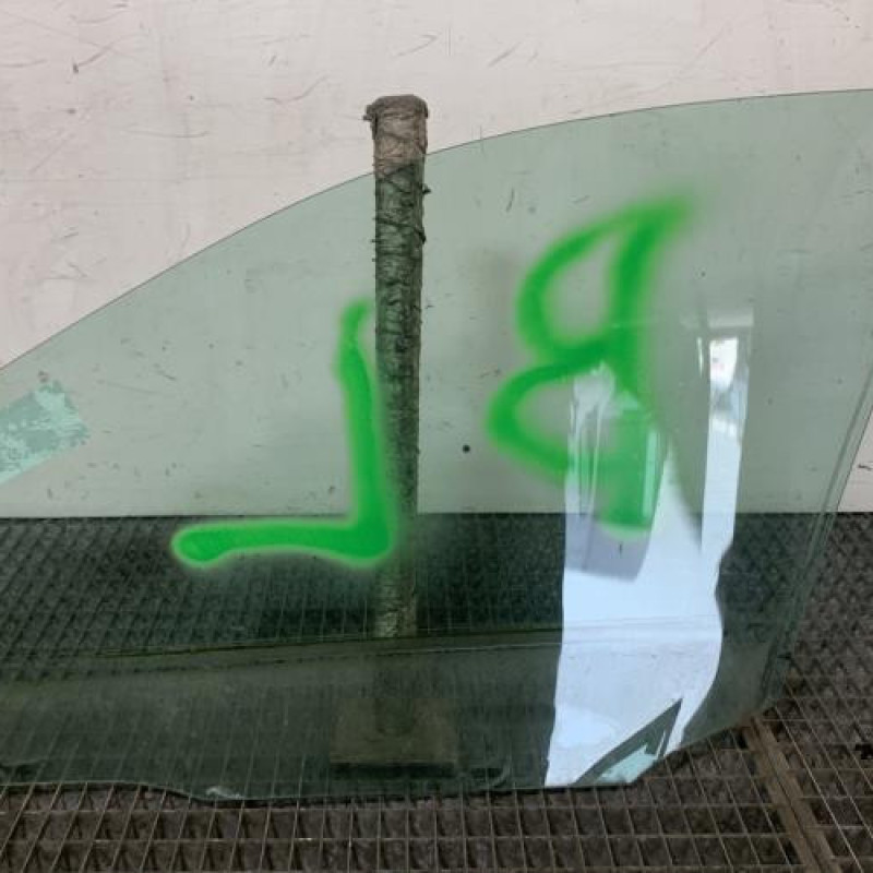 Vitre avant droit MERCEDES CLASSE C 204 Photo n°4