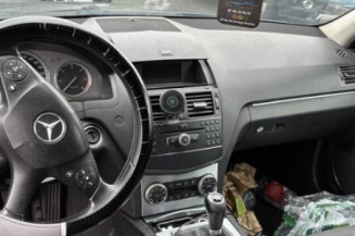 Vitre avant droit MERCEDES CLASSE C 204