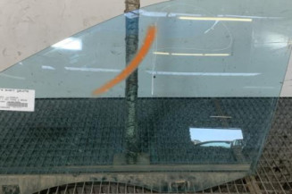 Vitre avant gauche MERCEDES CLASSE C 203 Photo n°1