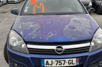 Reservoir essence OPEL ASTRA H