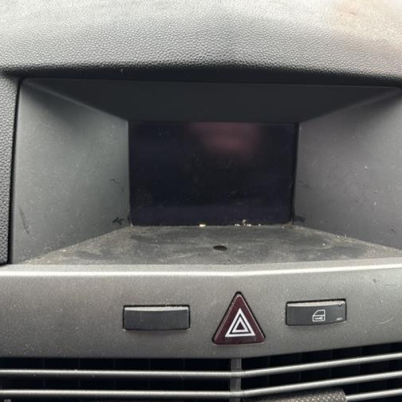 Reservoir essence OPEL ASTRA H Photo n°15