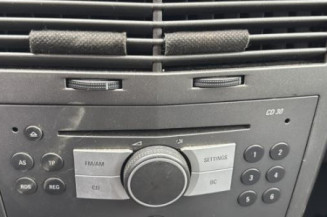 Reservoir essence OPEL ASTRA H