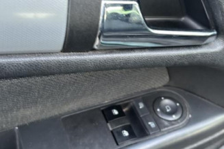 Reservoir essence OPEL ASTRA H