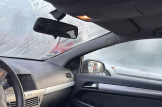 Reservoir essence OPEL ASTRA H