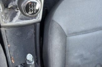 Reservoir essence OPEL ASTRA H