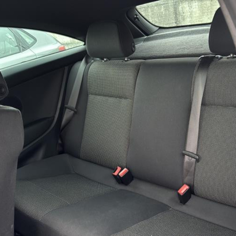 Reservoir essence OPEL ASTRA H Photo n°16