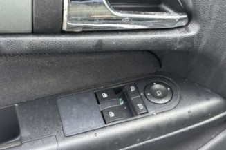 Reservoir essence OPEL ASTRA H