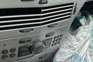 Reservoir essence OPEL ASTRA H