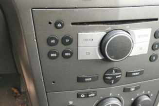 Reservoir essence OPEL ASTRA H