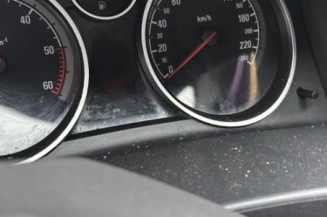 Reservoir essence OPEL ASTRA H