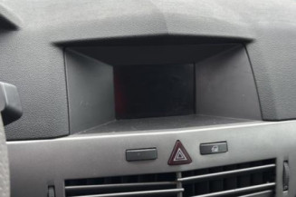 Reservoir essence OPEL ASTRA H