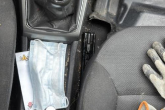 Reservoir essence OPEL ASTRA H