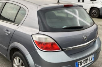 Reservoir essence OPEL ASTRA H