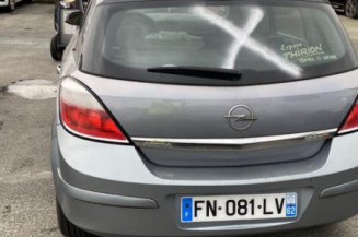 Reservoir essence OPEL ASTRA H