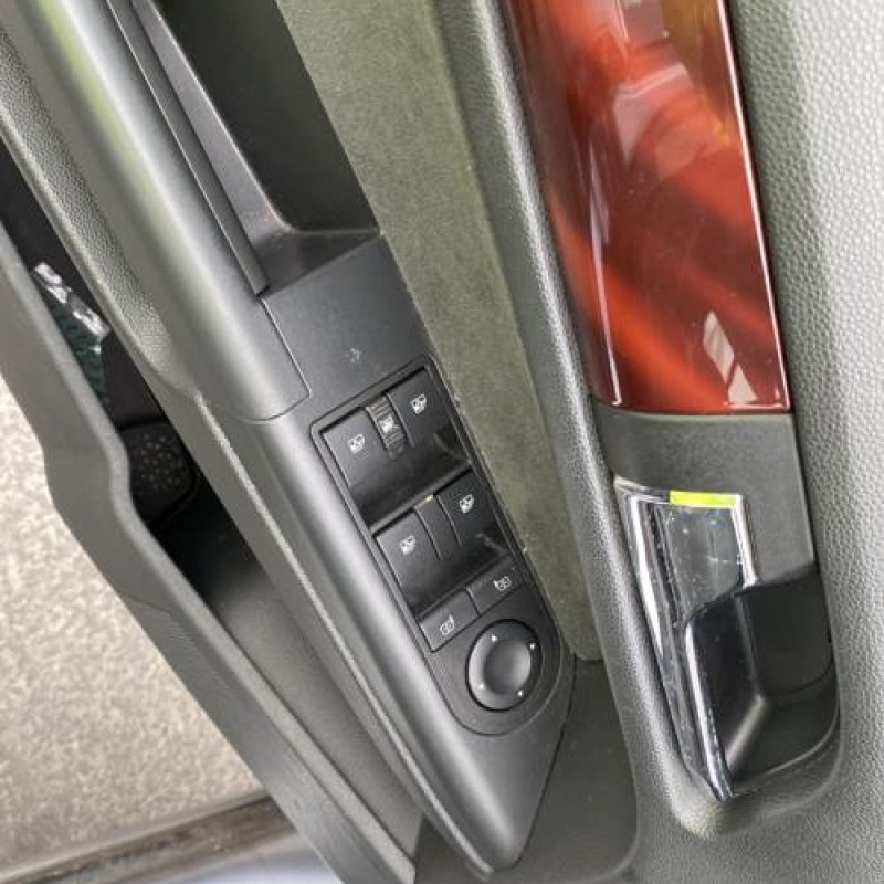 Reservoir essence OPEL ASTRA H Photo n°10