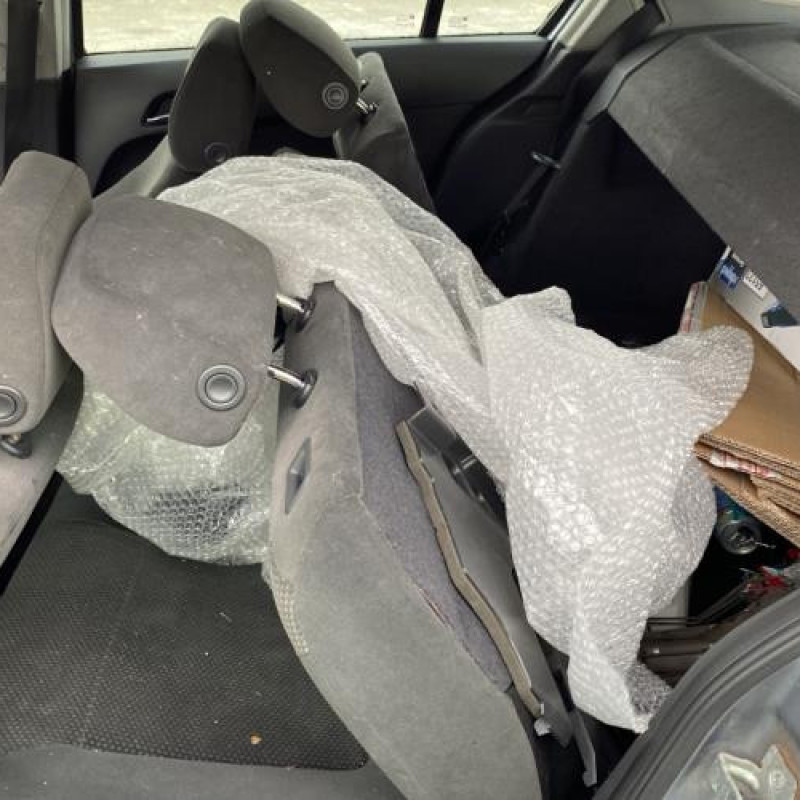 Reservoir essence OPEL ASTRA H Photo n°12