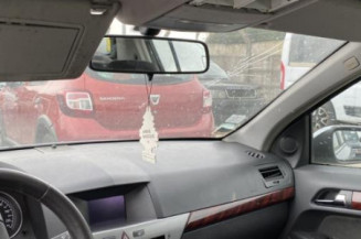 Reservoir essence OPEL ASTRA H